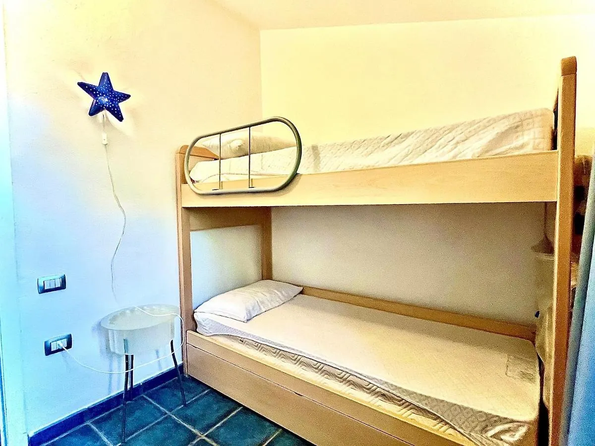 Casa vacanze Villa Mare Azzurro, 2 Passi Dal Mare Simius