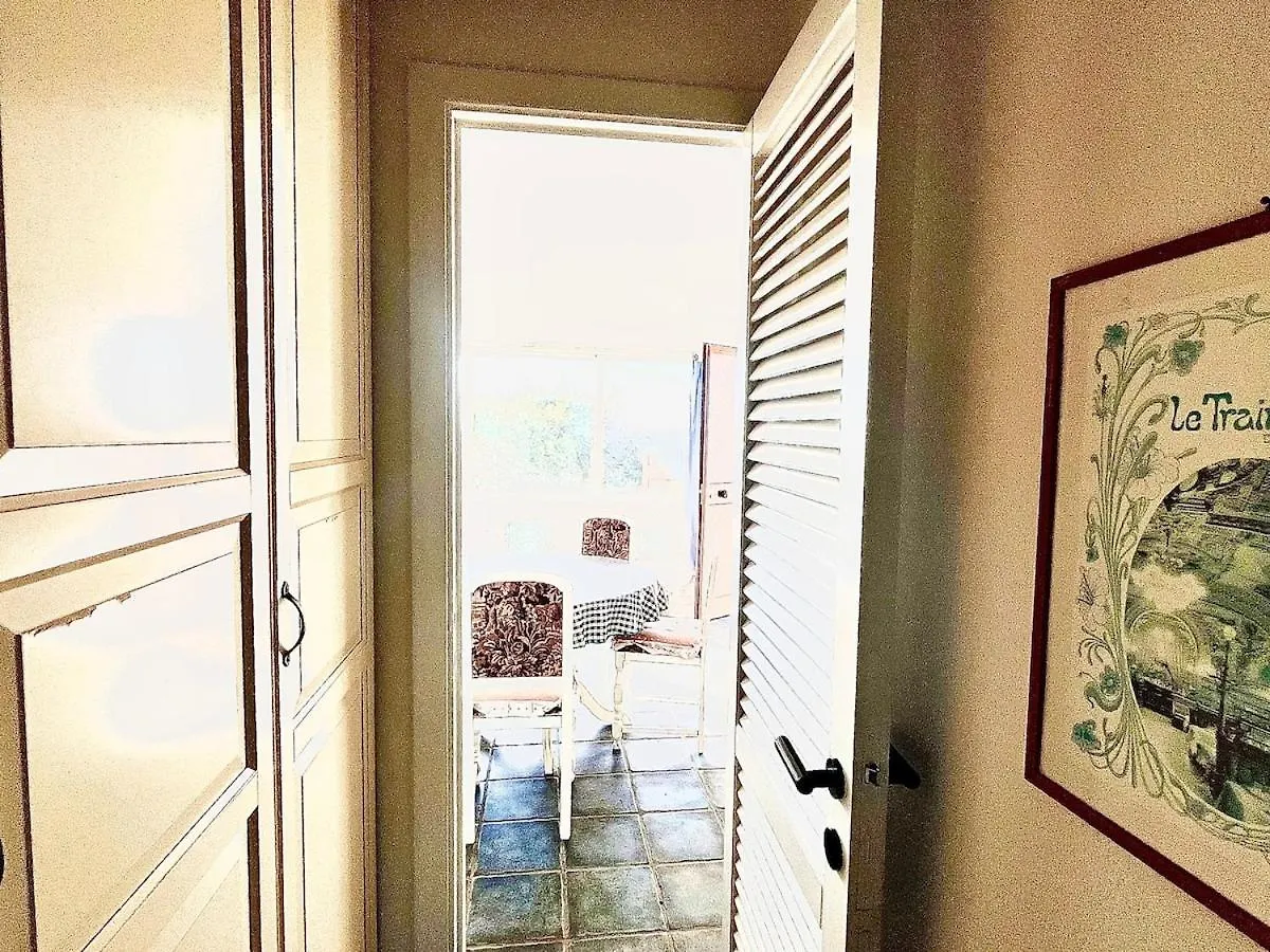 Villa Mare Azzurro, 2 Passi Dal Mare Simius Casa vacanze