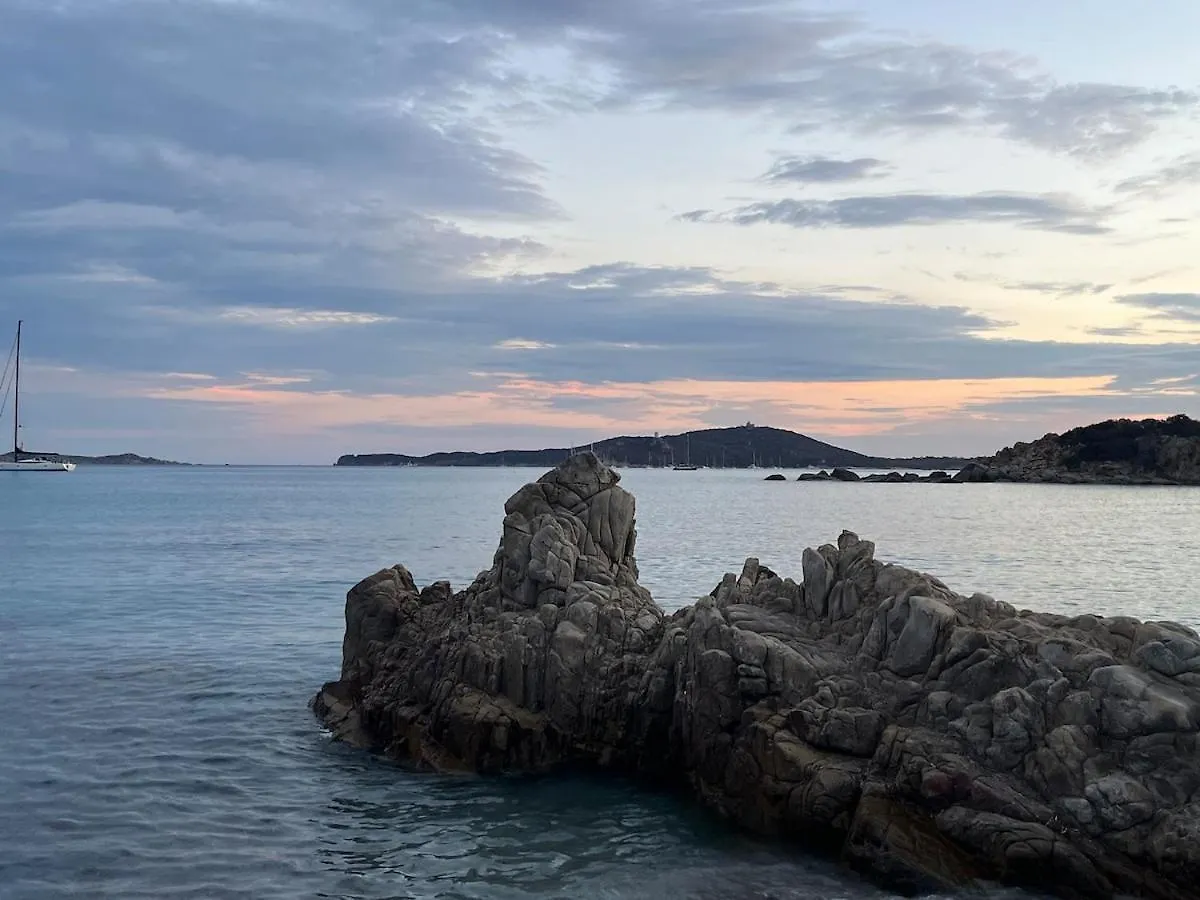 Casa vacanze Villa Mare Azzurro, 2 Passi Dal Mare Simius