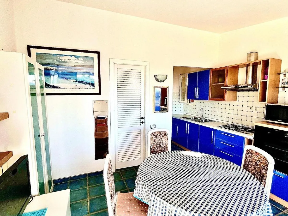 Villa Mare Azzurro, 2 Passi Dal Mare Simius Casa vacanze
